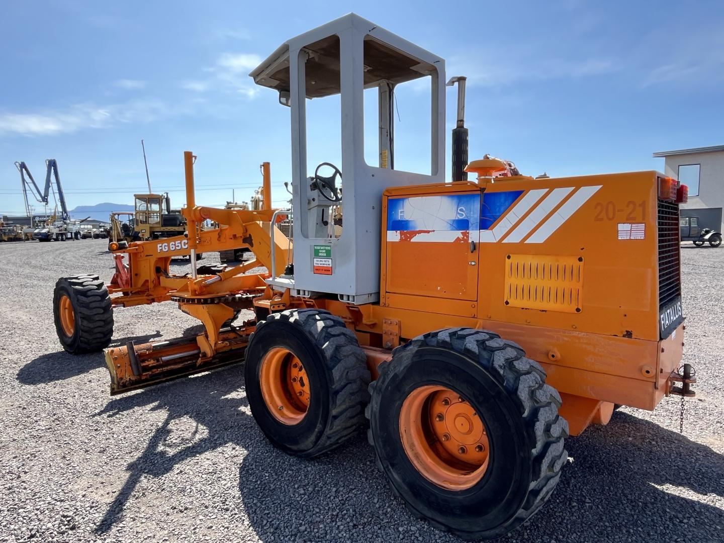 ./imagenes/INVOICE/2019/18240/MOTOCONFORMADORA FIAT ALLIS FG65C (6).JPG